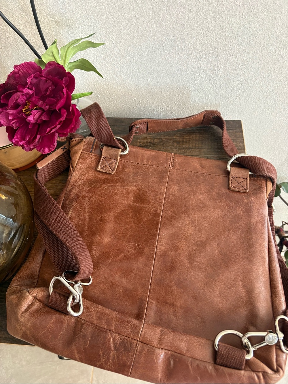 The Sak Brown Ventura Leather Crossbody Convertible Backpack Messenger Bag - Picture 2 of 7